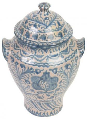 La porcelana Ming es hermosa.